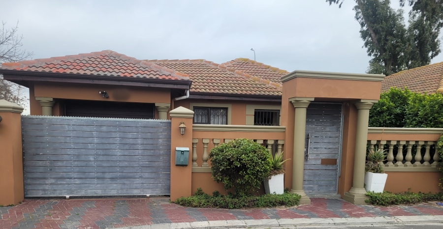 To Let 3 Bedroom Property for Rent in Hagley Western Cape